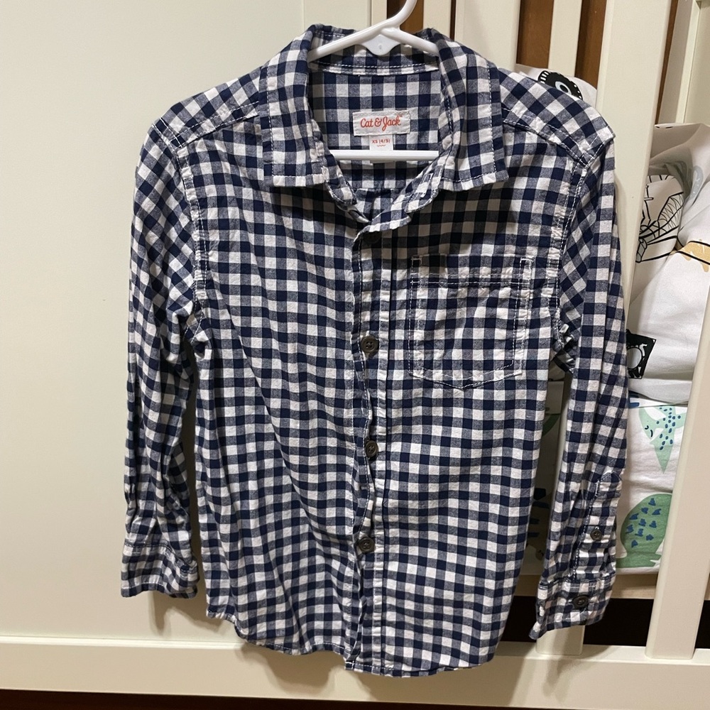 Cat & Jack button down shirt